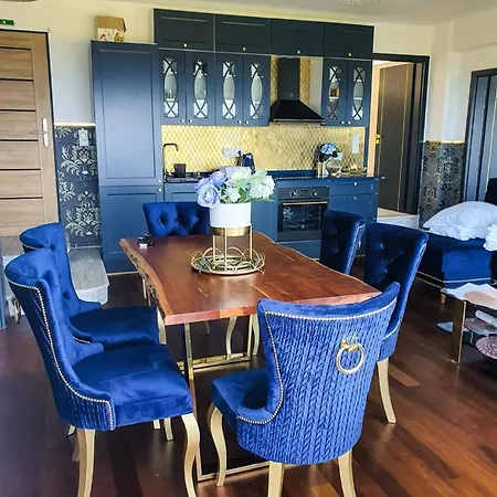 Piotrowski Apart-hotel *