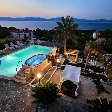 Piotrowski Apart-hotel Theologos (Phthiotis)